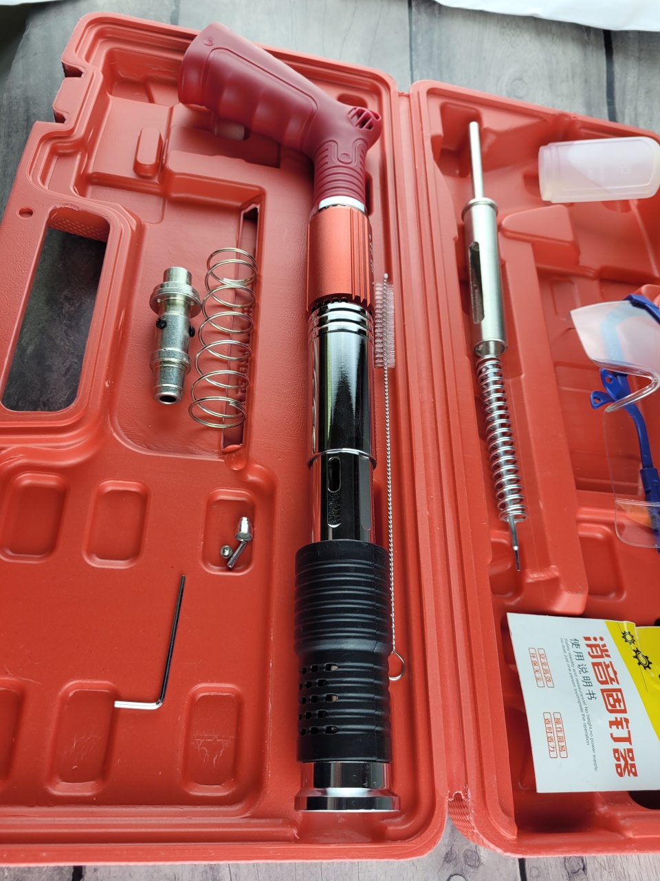 пороховой монтажный пистолет, красный, кейс, "maximum" mx 17122 (3528) оптом